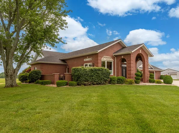 6414 Ava Rd, Murphysboro, IL 62966