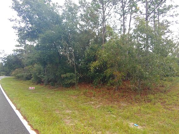 4th image of 555 SE 162nd Ter