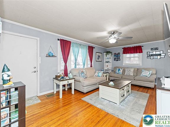 4th image of 18 S Callowhill St