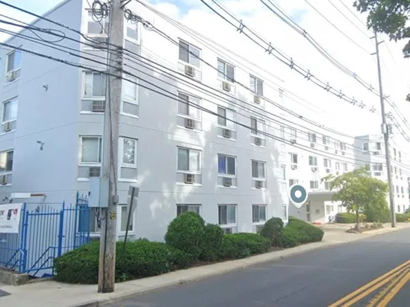 333 Grand Ave, Palisades Park, NJ