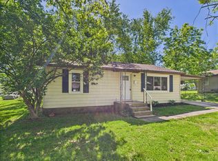 316 Brentwood Ave, Mountain Grove, MO 65711