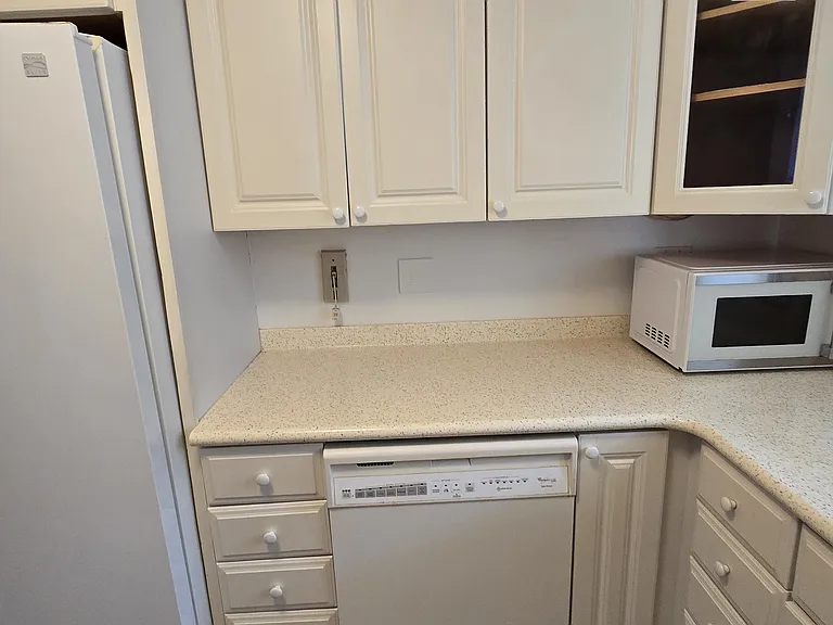 1600 Ala Moana Blvd #1904 — Photo 18