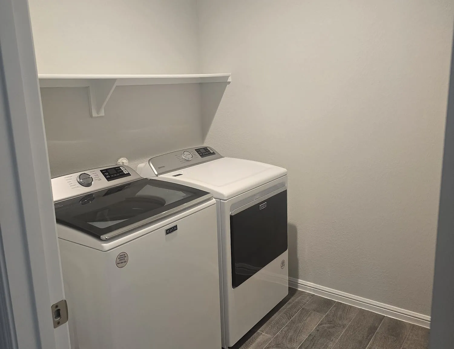 4 bed, 1836 sqft, $2,450 — Photo 2