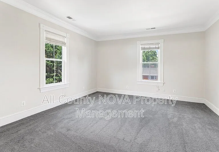 8753 Signal Hill Rd #4 — Photo 6