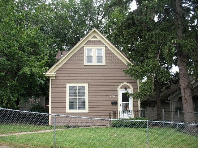1st image of 2908 Sylvanie St
