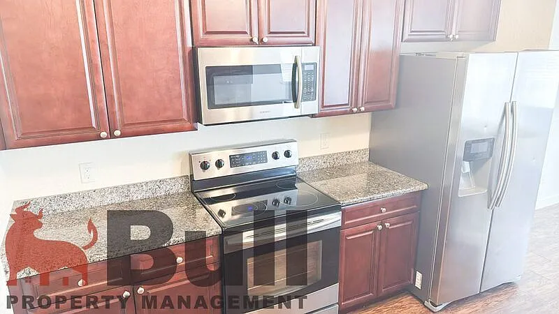 3 bed, 2.5 bath, 1625 sqft, $1,800 — Photo 4