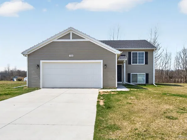 7154 Timberline Dr, Flint, MI 48507
