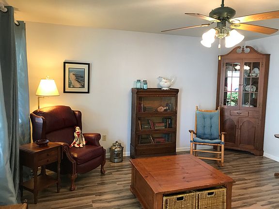 4th image of 4082 Grand Bay Ct