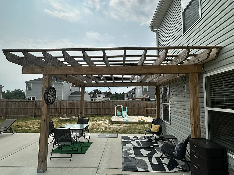 1709 Redbout Ct — Photo 21