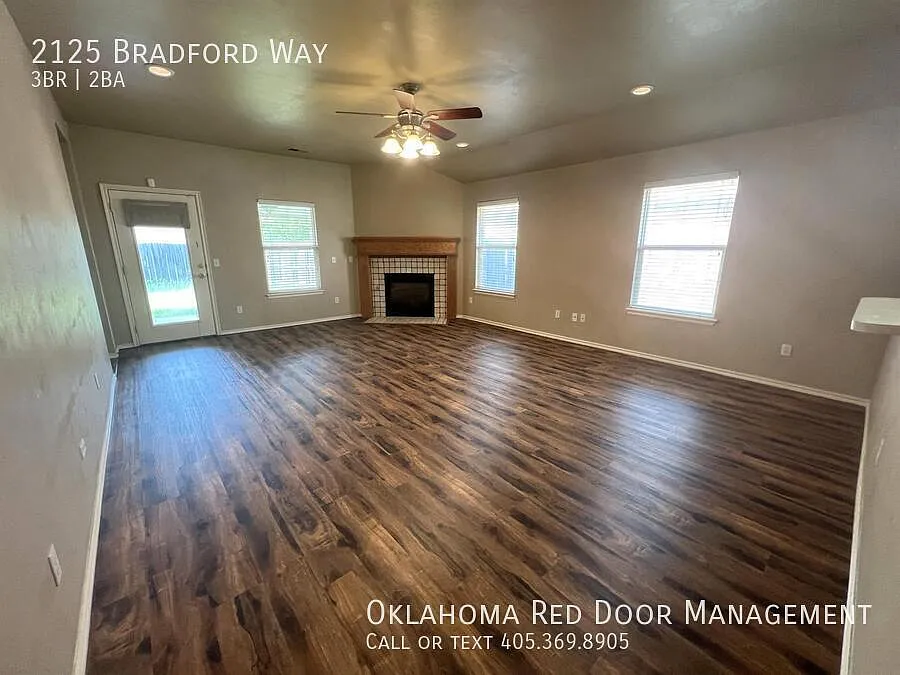 Spacious 3 bed 2 bath for rent in Edmond !! — Photo 3