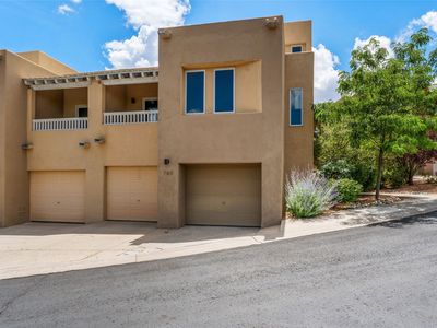 765 Viento Cir, Santa Fe, NM, 87501