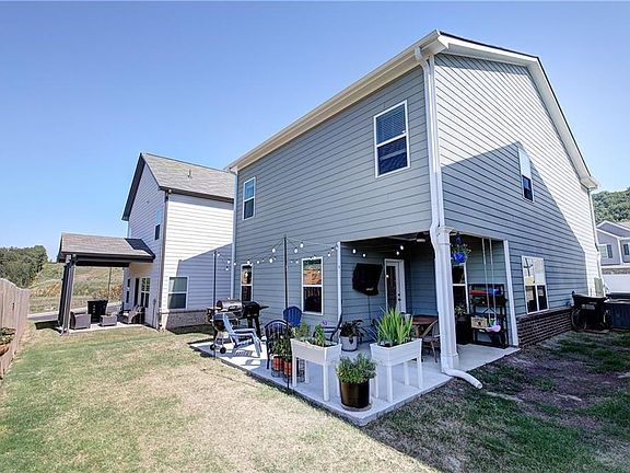 4th image of 402 Perth Dr