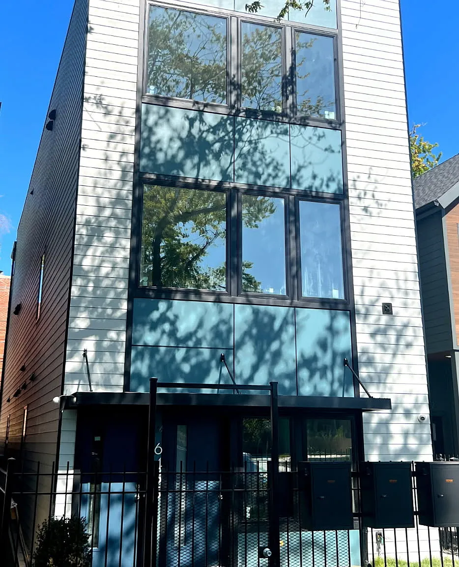 6455 S Saint Lawrence Avenue - 3 — Photo 1