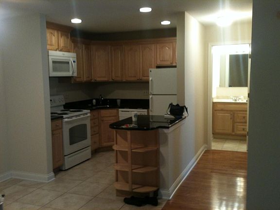 4th image of 716 Prescott Dr