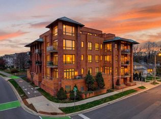 3502 Dennett Dr APT 302, Madison, WI 53714