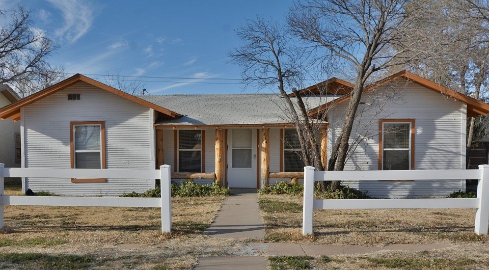 1st image of 814 S Abilene Ave