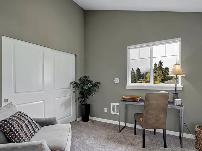 The Villas in Bellevue — Photo 6