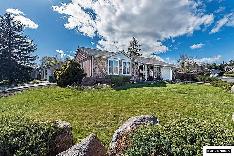 1405 Keystone Ave photo 1