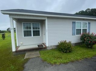 206 Angus Ln, Richlands, NC 28574