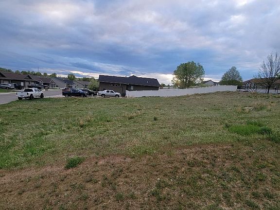 2nd image of Claremont Rd