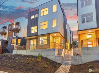 910 15th Avenue, Seattle, WA 98122