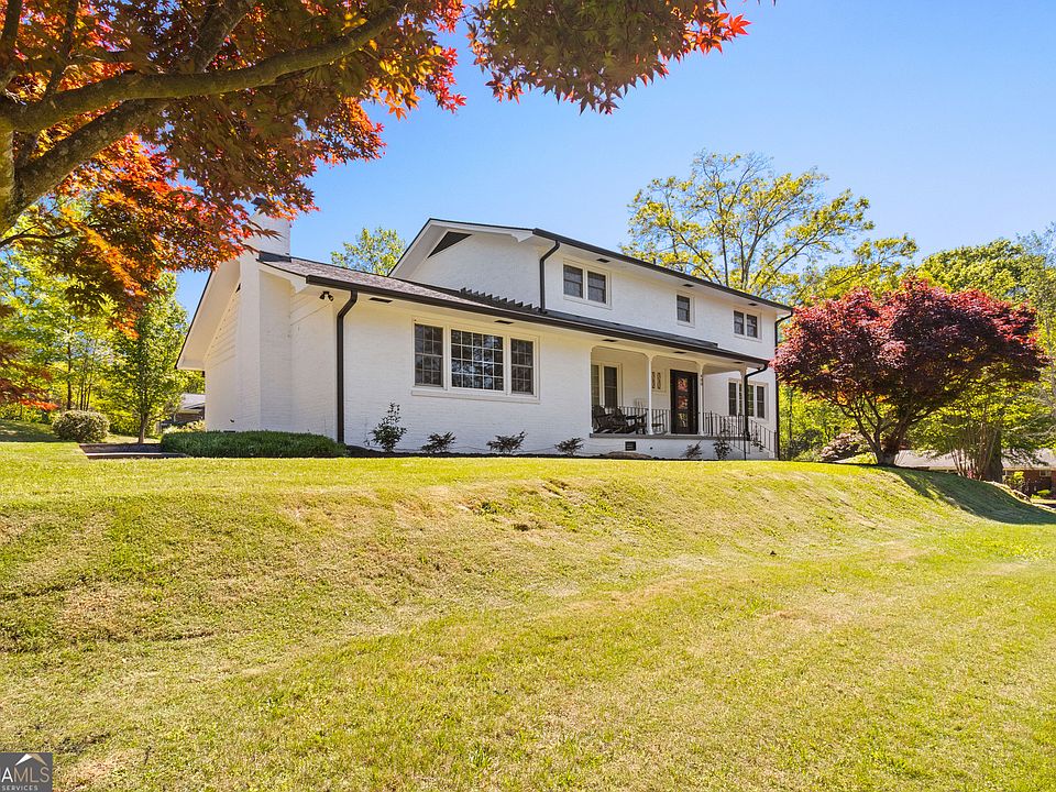 1st image of 400 Somerset Dr