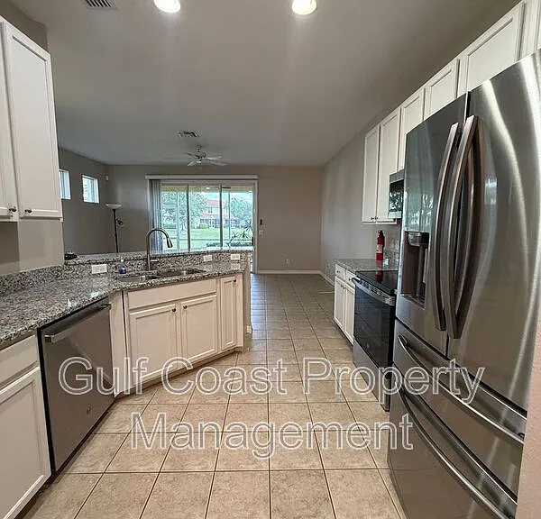 1128 Jonah Dr — Photo 5