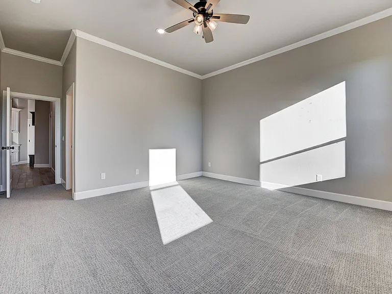 1811 Hollow Crest Ct — Photo 23