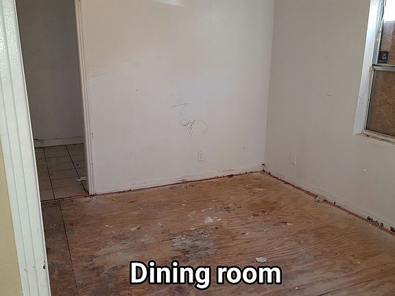 2nd image of 1508 W 23rd St