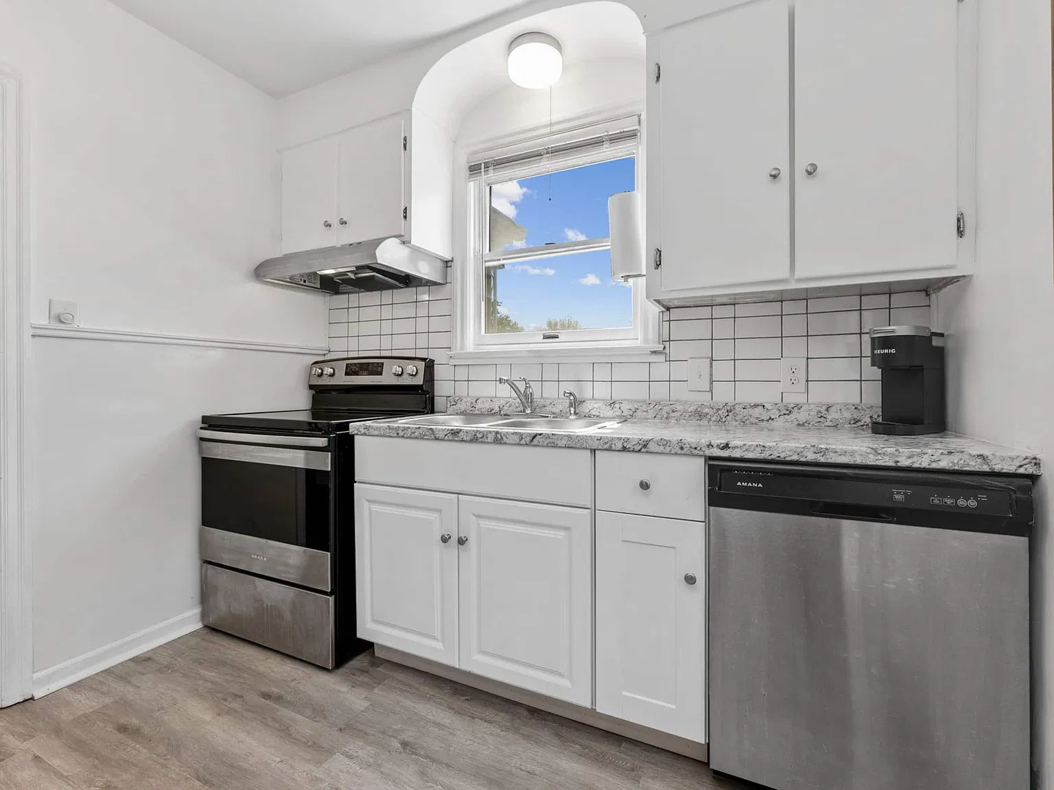 2 bed, 792 sqft, $1,925 — Photo 4