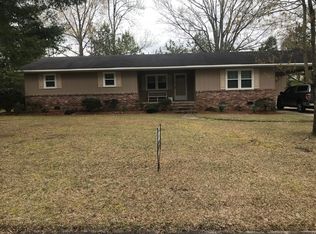 201 Fox Haven Dr, Greenville, NC 27858