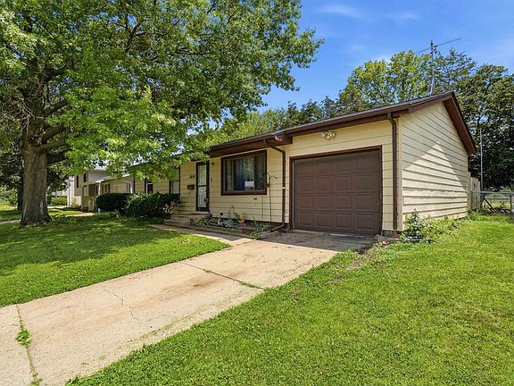 3rd image of 1619 Wakonda Dr