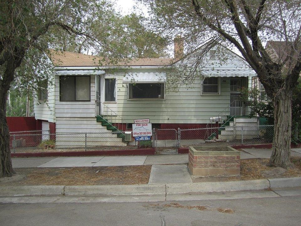 1st image of 533 Gobel St