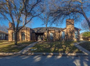 10306 Little Valley Rd, Fort Worth, TX 76108