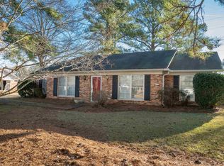 913 Lucerne Dr, Spartanburg, SC 29302