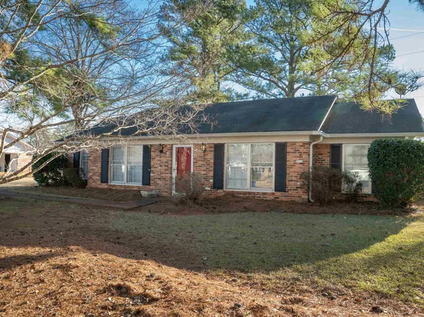 913 Lucerne Dr, Spartanburg, SC 29302