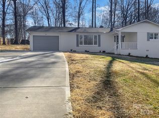 801 Crestridge Rd, Statesville, NC 28677