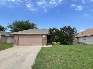 1507 Parrot Ct, Desoto, TX 75115