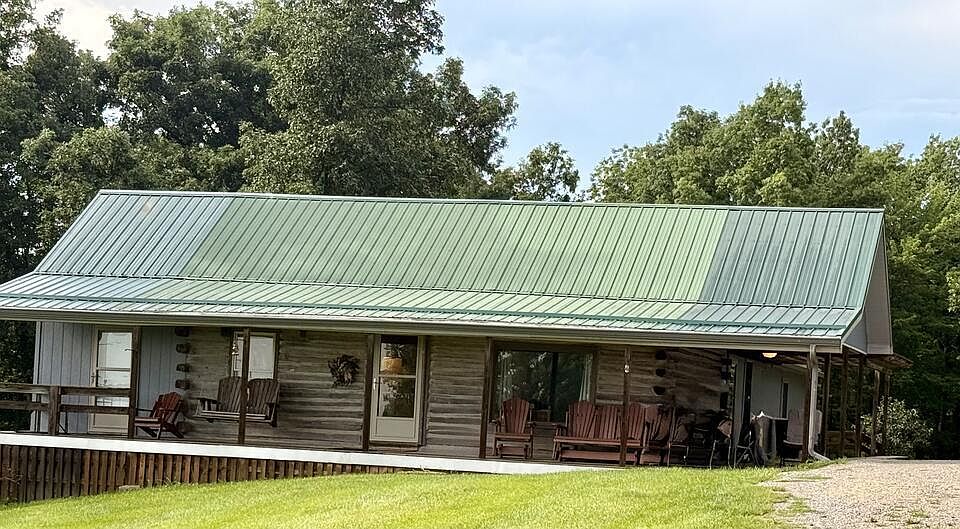 1st image of 257 Bucket Rd