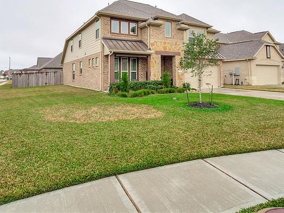 3rd image of 3067 Camden Park Ln