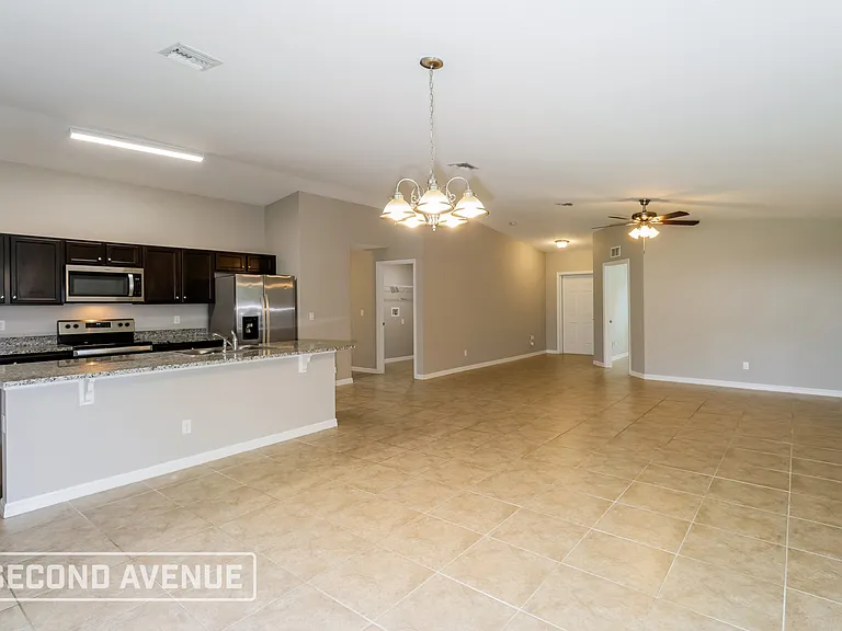 360 Brandt Ave NE — Photo 5