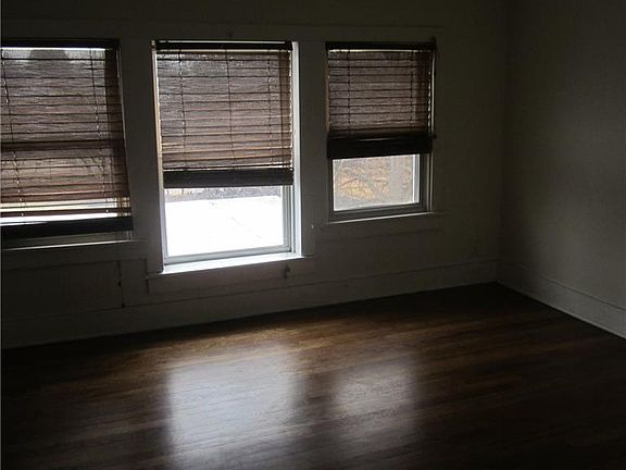 5th image of 725 N 13th St