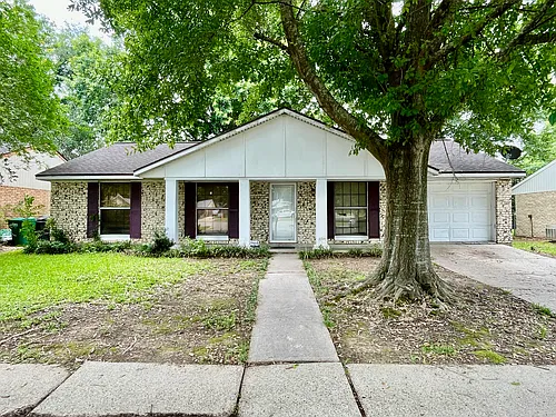 203 Crystal Ln Photo 1