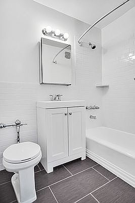 5th image of 3235 Cambridge Ave APT 2E