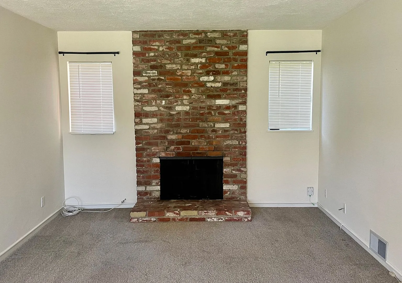 3606 Bickerstaff Rd — Photo 2