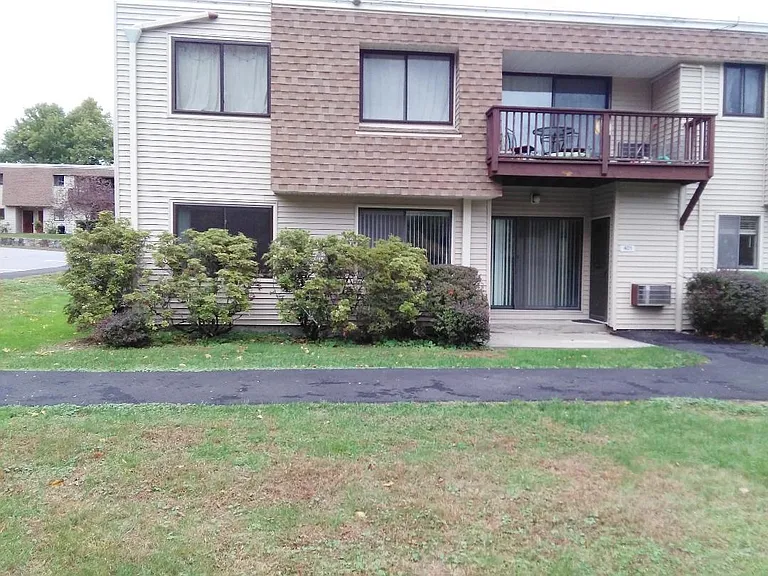 1100 Vista On The Lk — Photo 10
