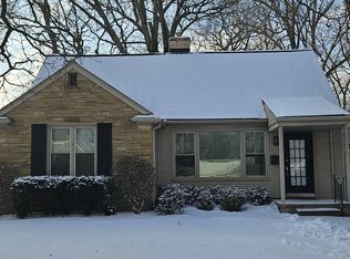 1107 Fernwood Rd, Royal Oak, MI 48067