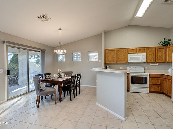 3rd image of 2900 SOFTWIND Court