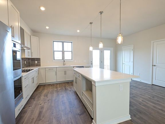 5th image of 13809 Tayberry Way