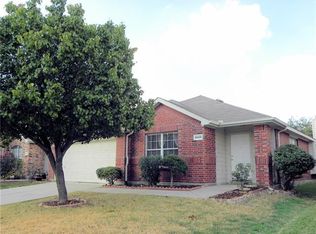 10405 Lake Brook Dr, Hurst, TX 76053
